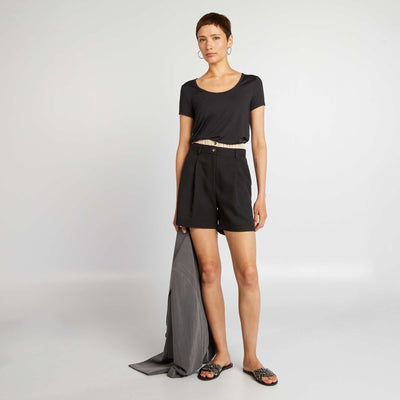 تي شيرت بأكمام قصيرة من الألياف الدقيقة أسود