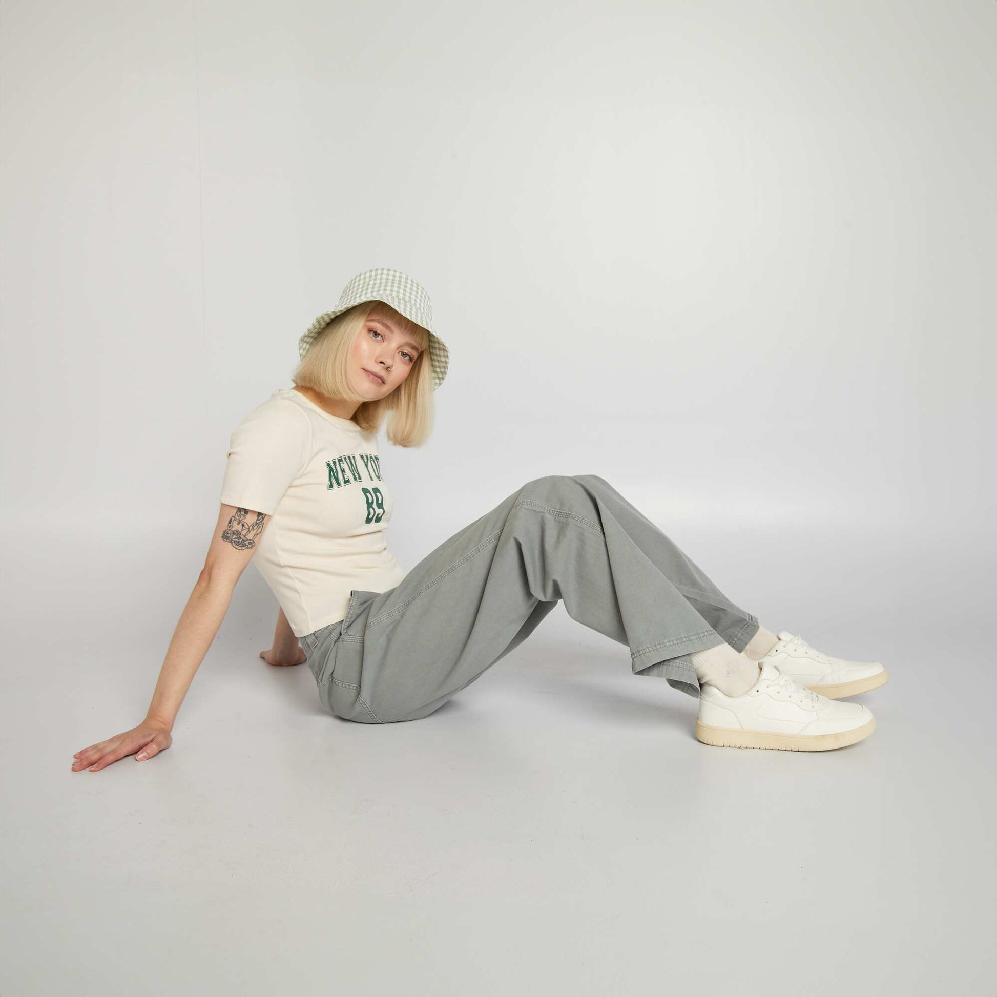 Lightweight wide-leg trousers GREY