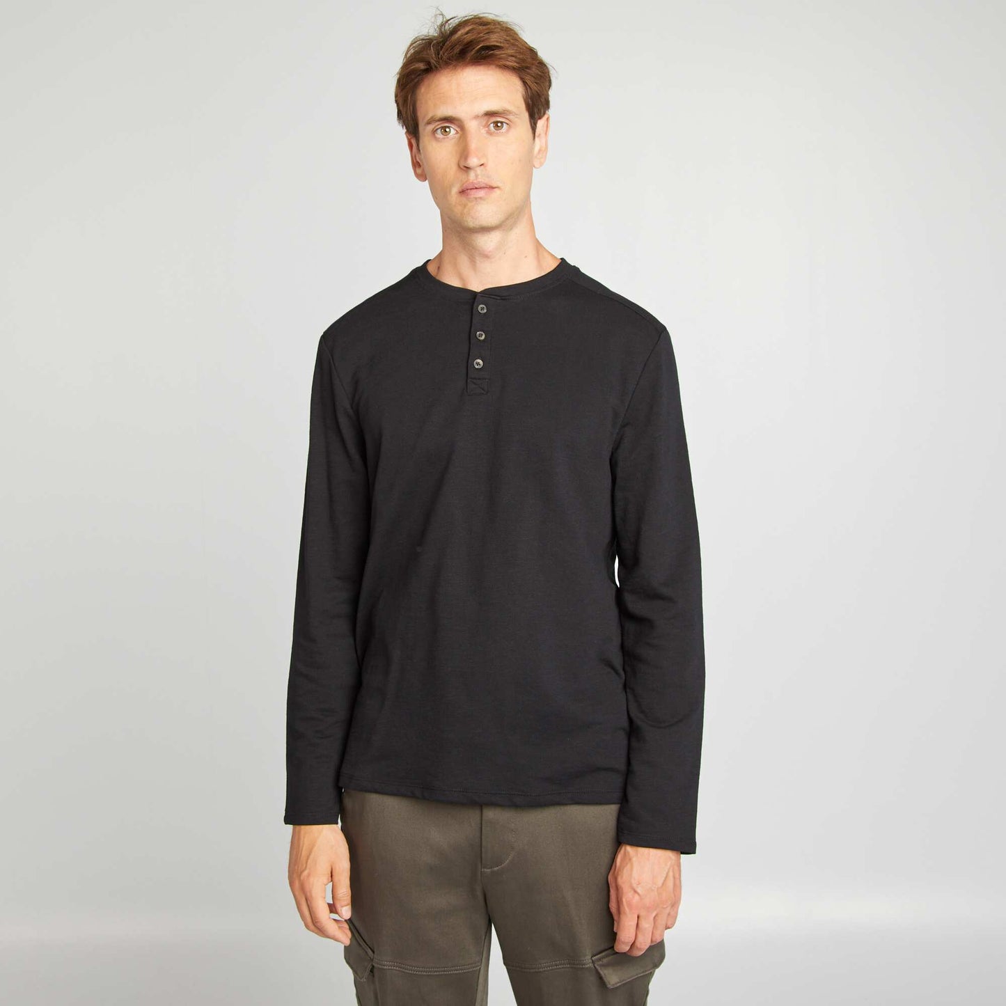 Henley collar T-shirt black