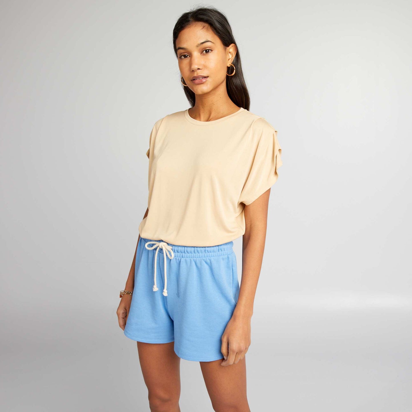 تي شيرت بأكمام مطوية BEIGE