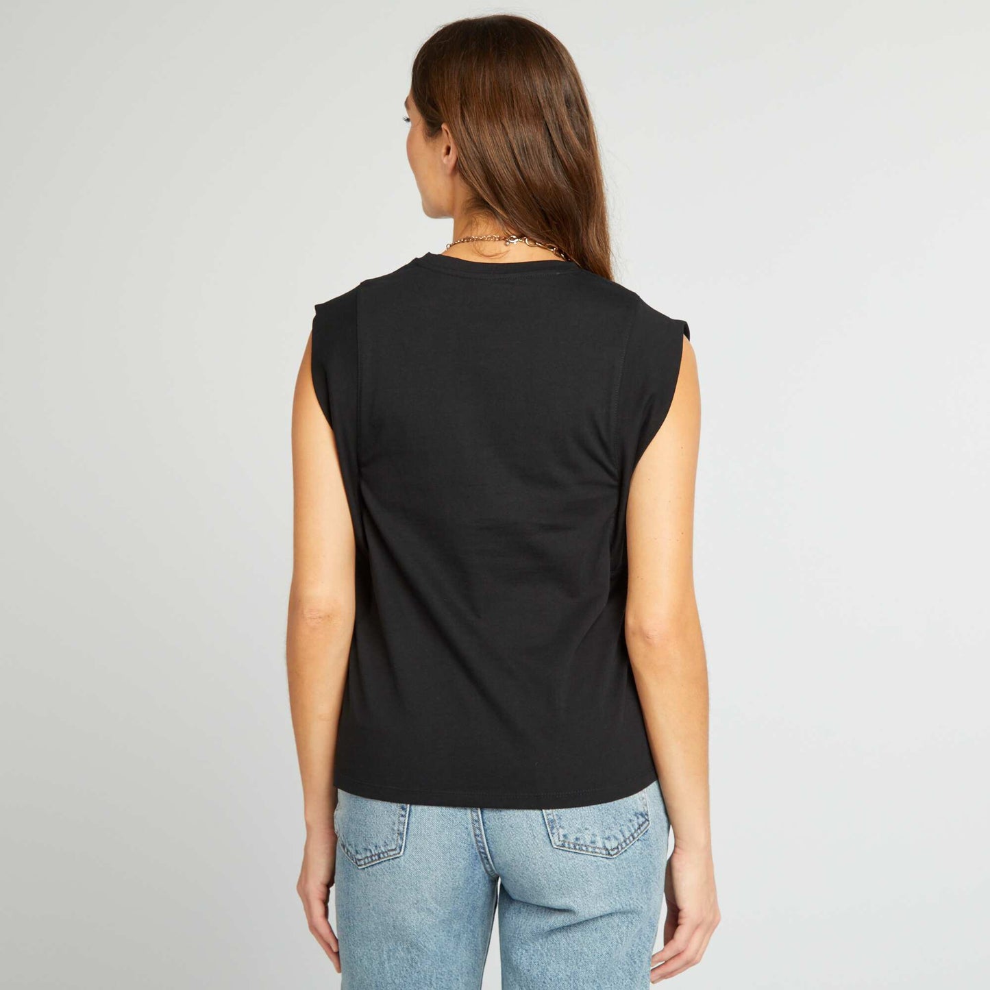 Sleeveless T-shirt black