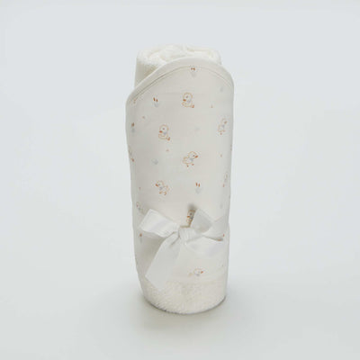 منشفة حمام بغطاء رأس أبيض