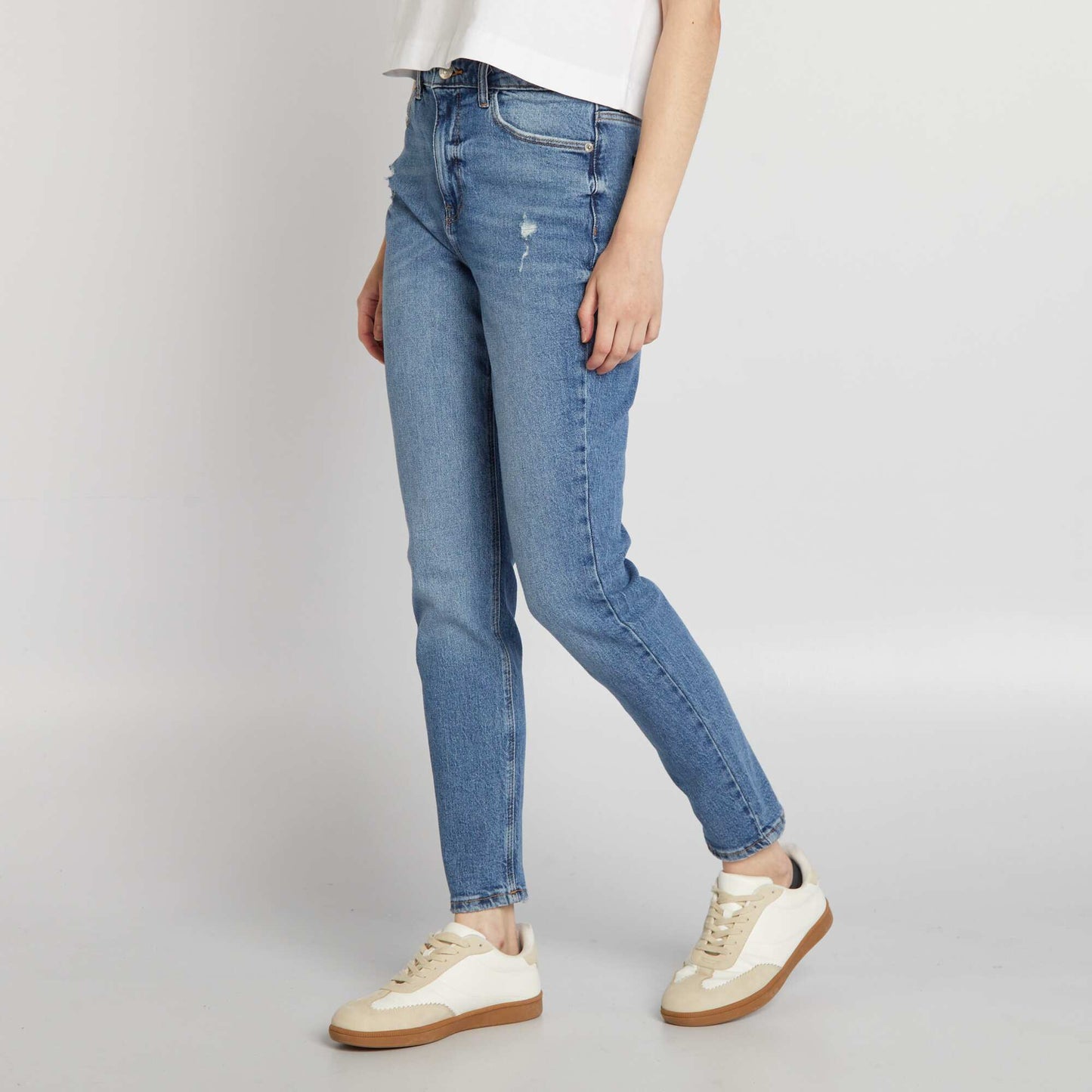 Slim-fit jeans with high waist and distressed detailing BLUE