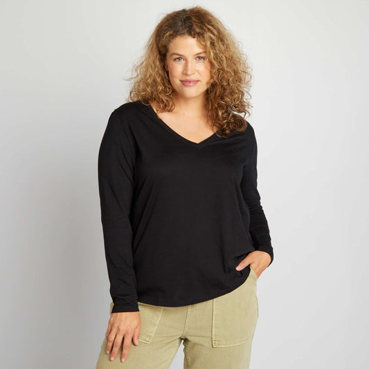 Plain long-sleeved T-shirt black