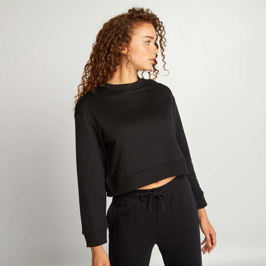 Cropped round-neck T-shirt black