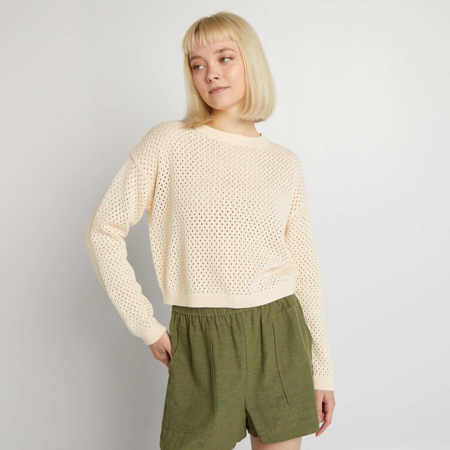 Openwork knit sweater with round neck BEIGE