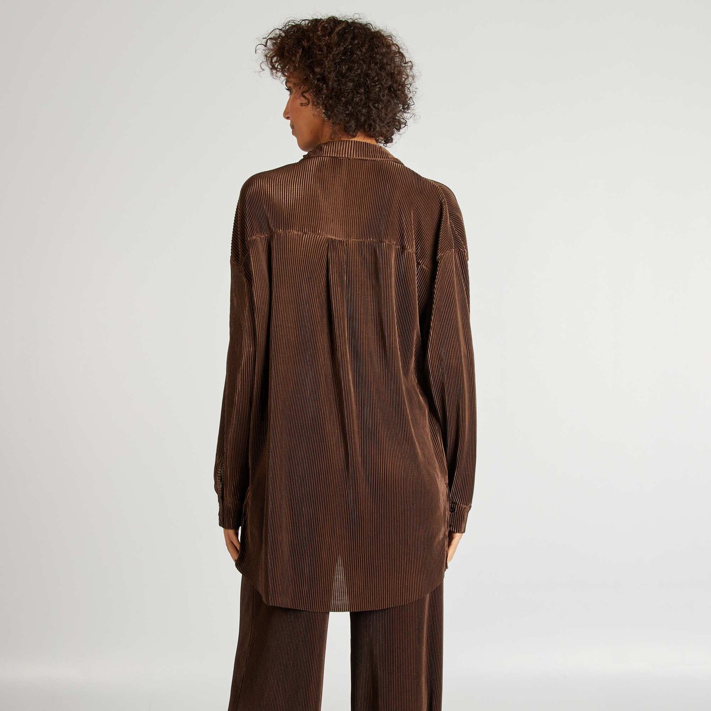 Long pleated knit shirt BROWN