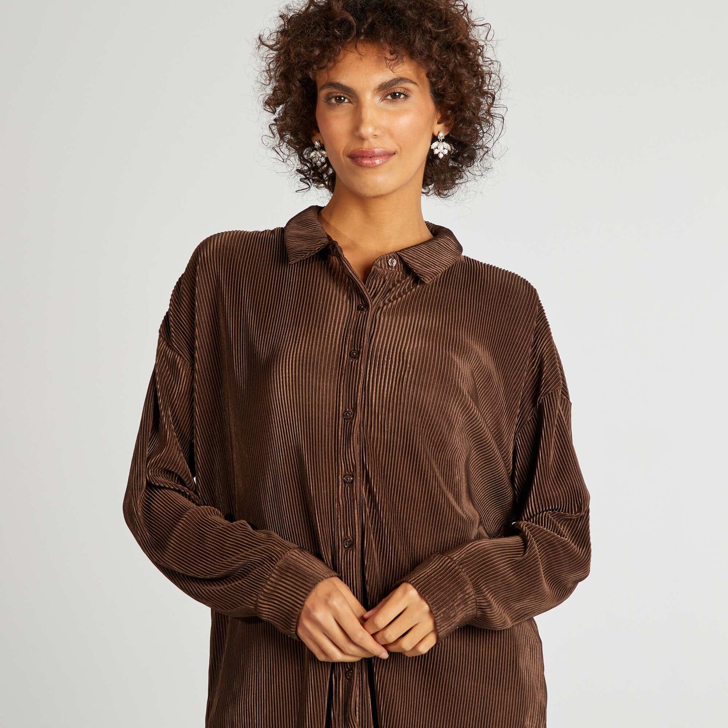 Long pleated knit shirt BROWN