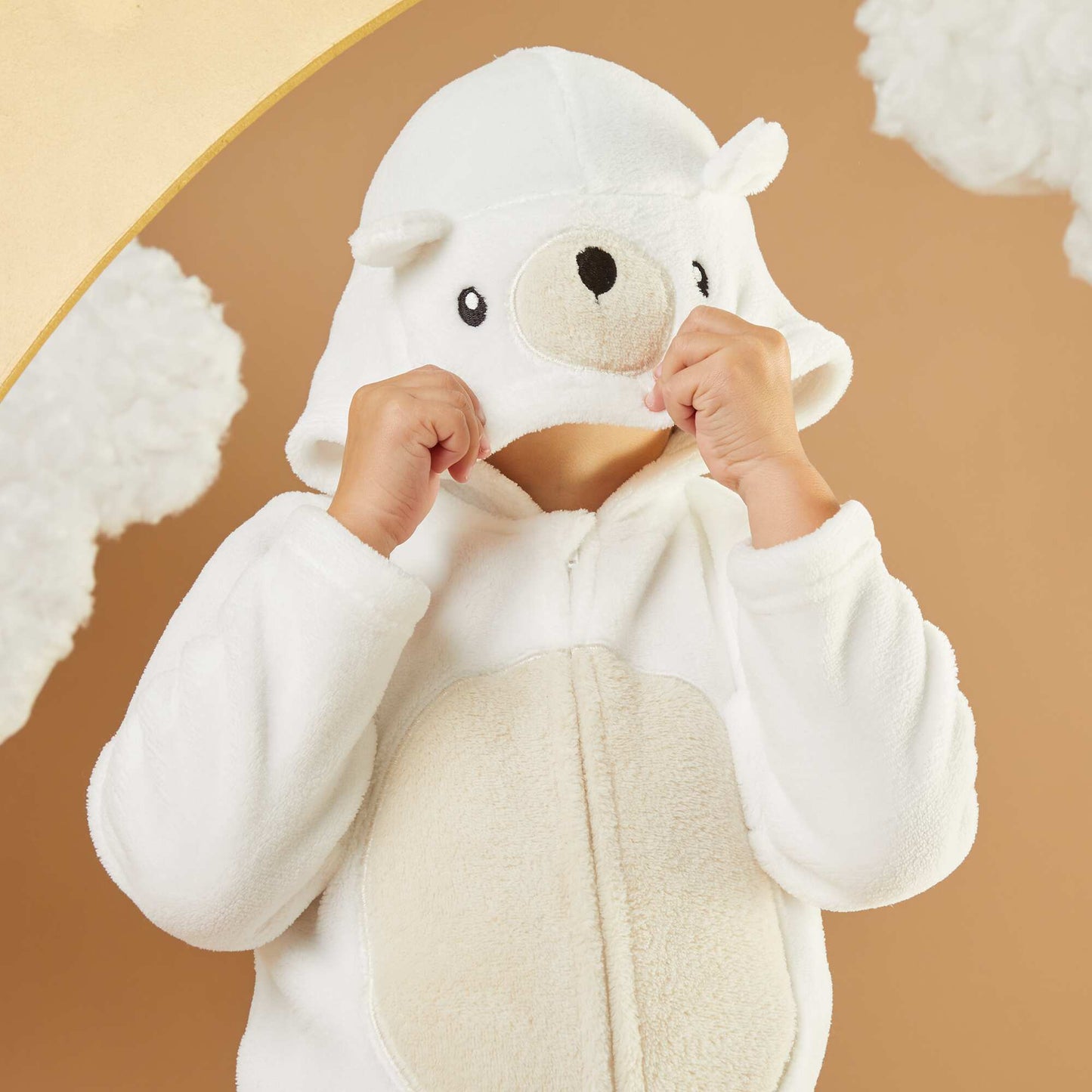 Bear fleece sleep onesie WHITE