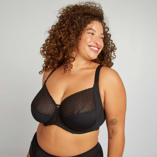 Full-fitting non-padded bra with tulle black