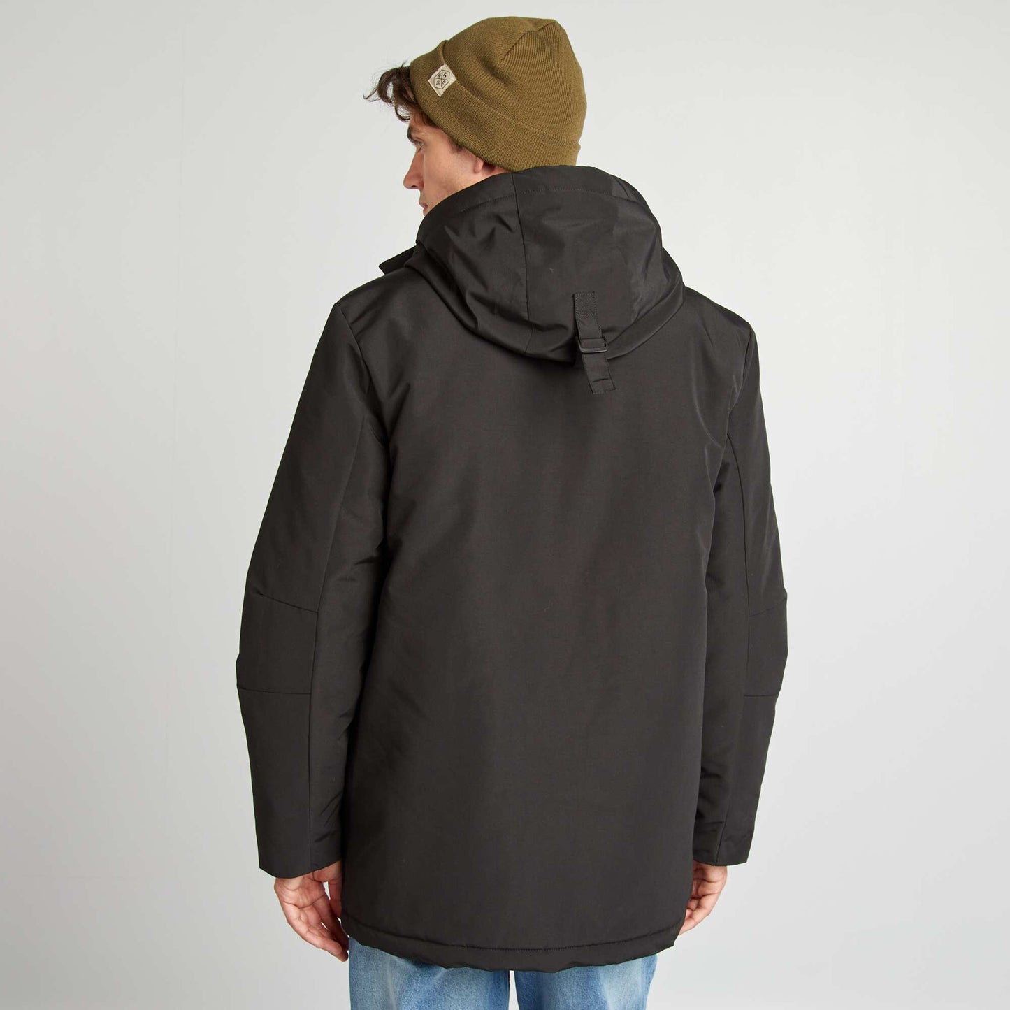 Thick hooded parka black