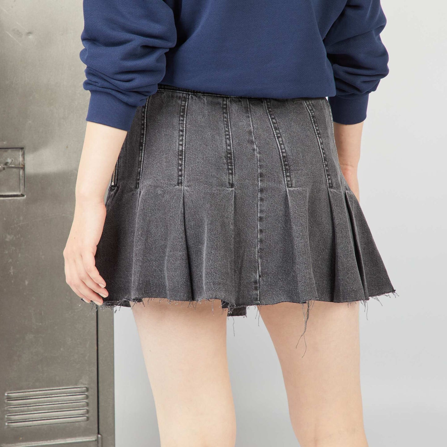 Pleated-effect denim skirt GREY