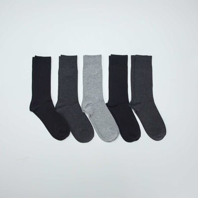 عبوة من 5 أزواج من الجوارب المضلعة باللون الأسود