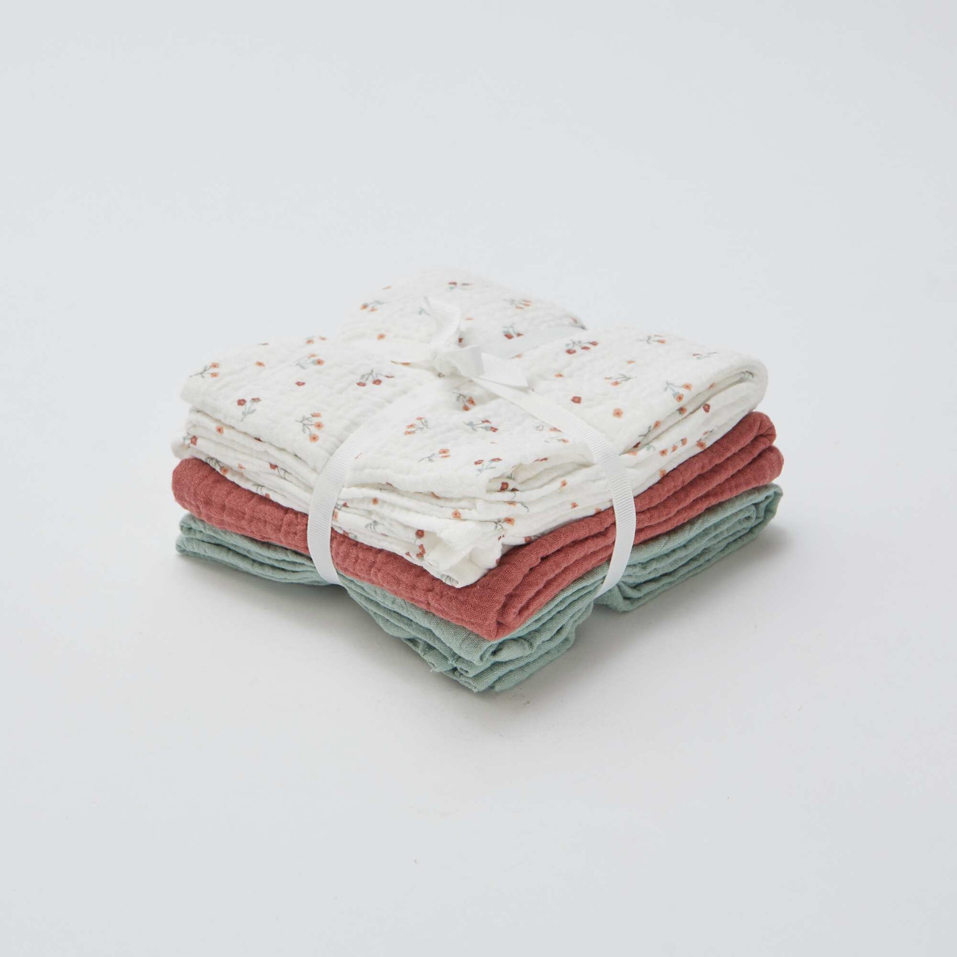 عبوة من 3 مربعات شاش بيج