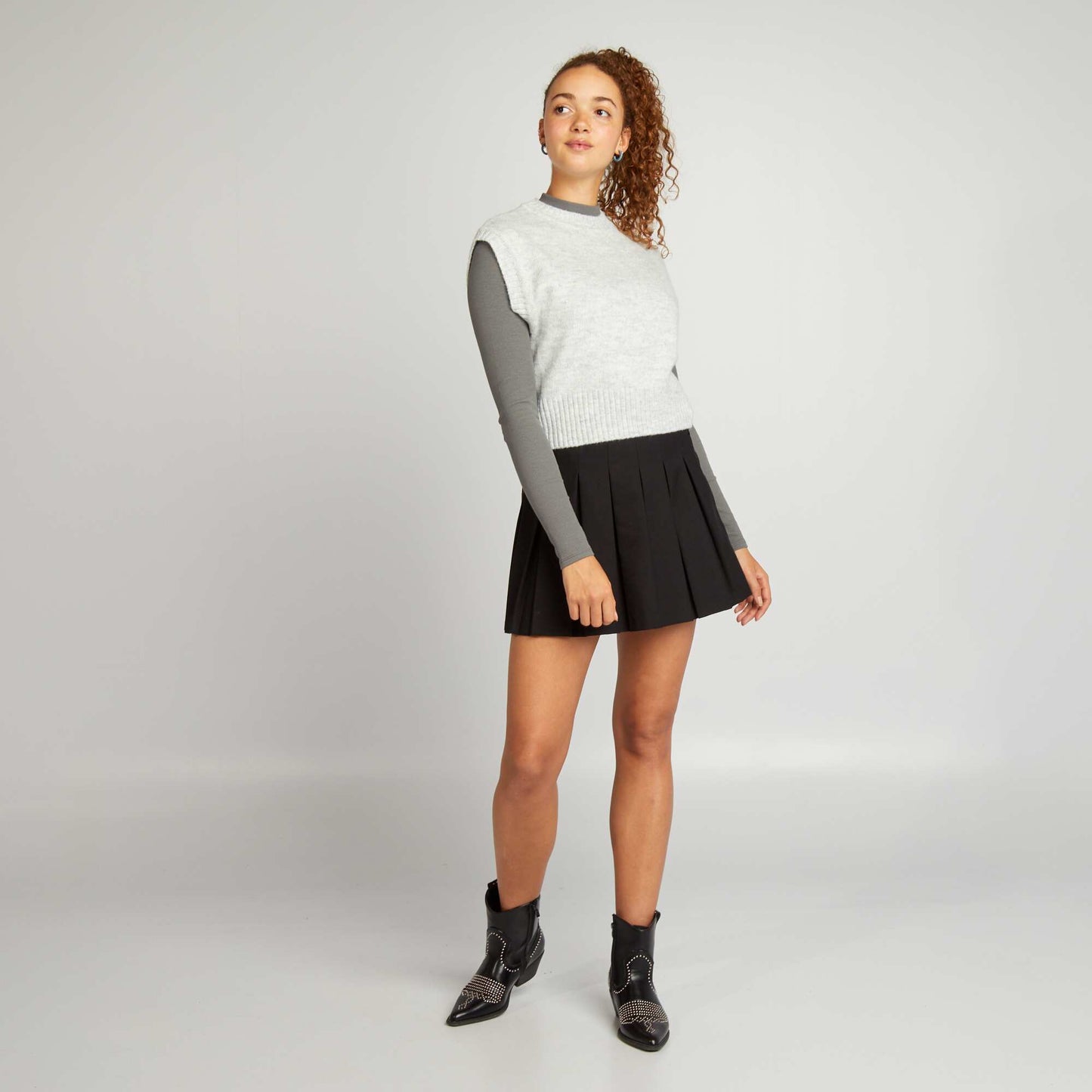 Sleeveless knit jumper GREY