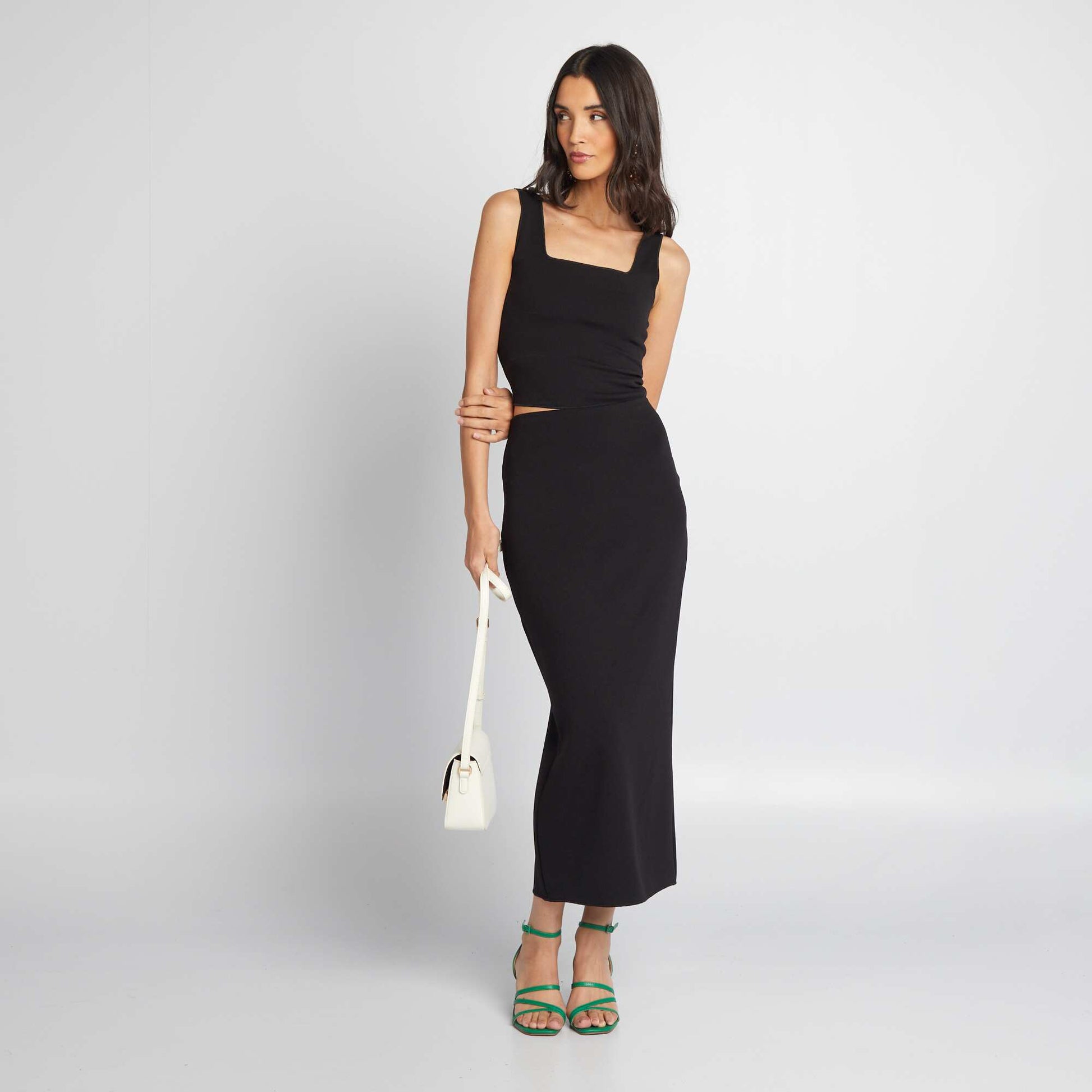 Strappy crop top with square neckline BLACK