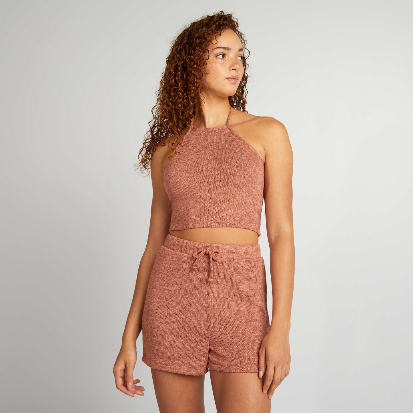 Knitted-effect shorts BROWN