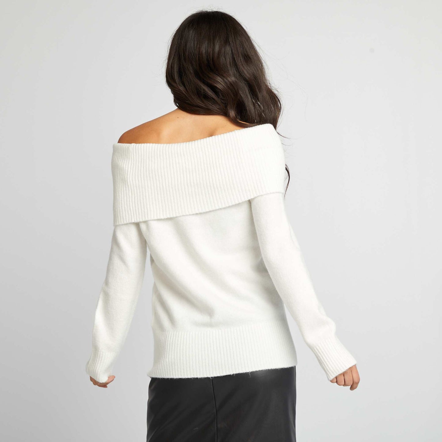 Knit sweater with high neck WHITE