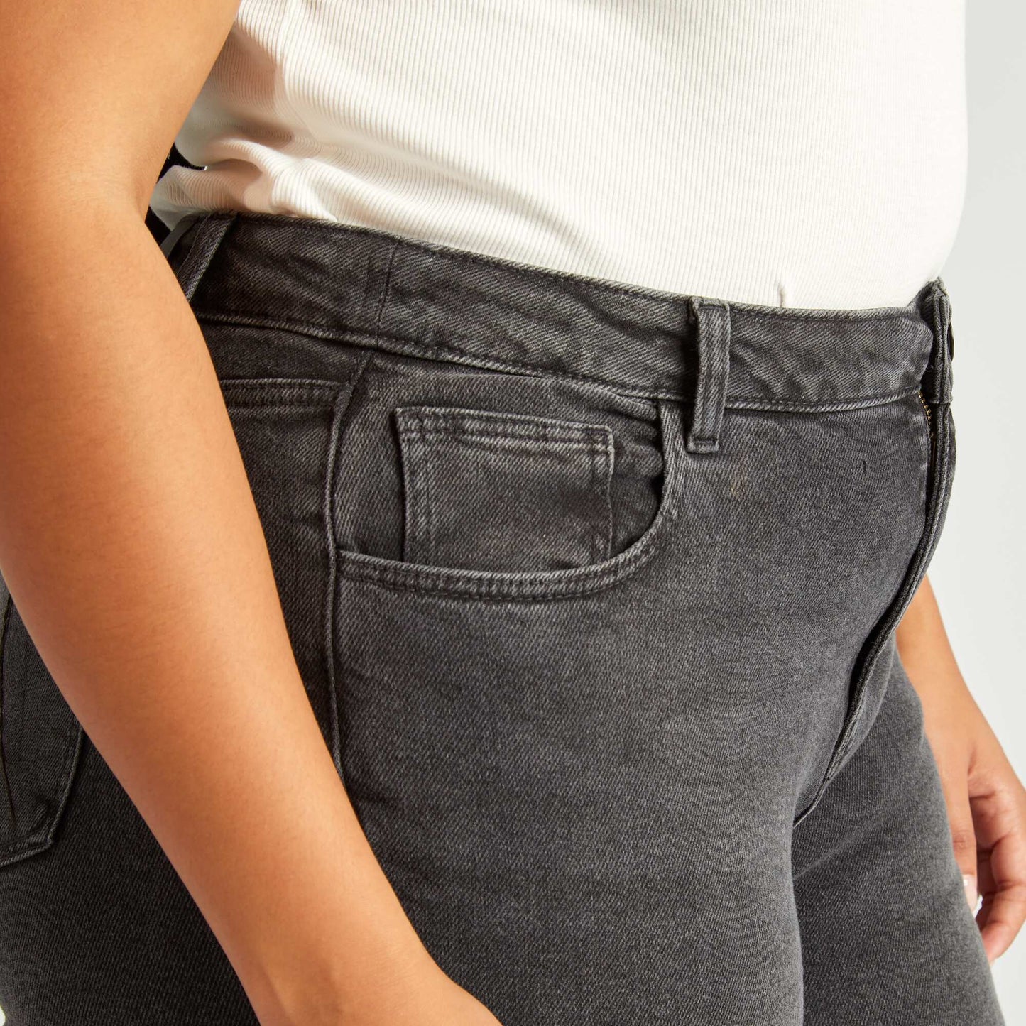 High-waisted straight-cut jeans GREY