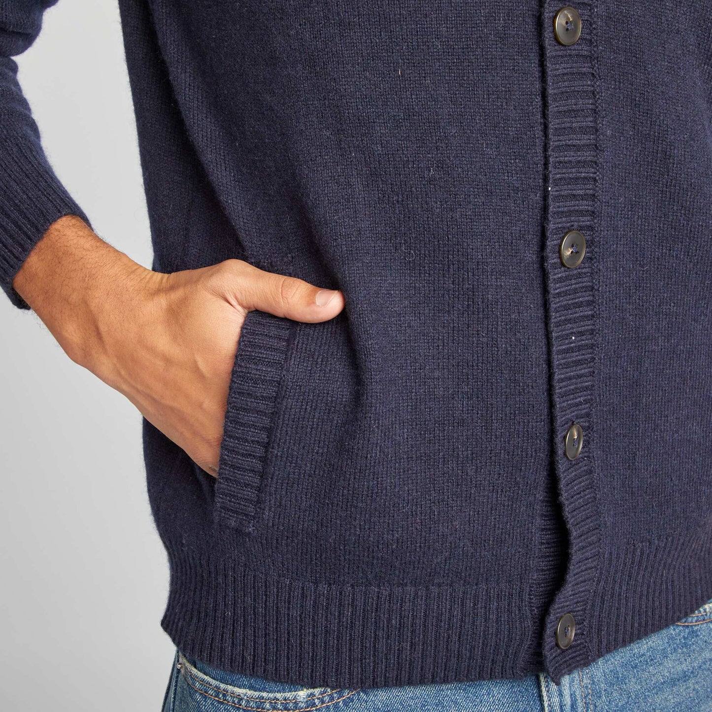 Buttoned wool cardigan BLUE