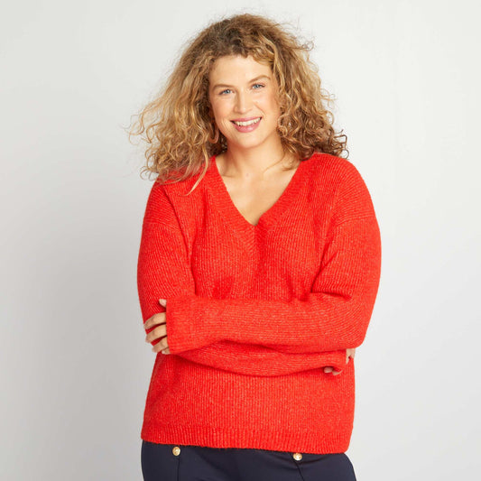 Long-sleeved V-neck sweater red