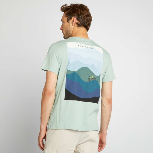 T-shirt with large print on the back GREEN