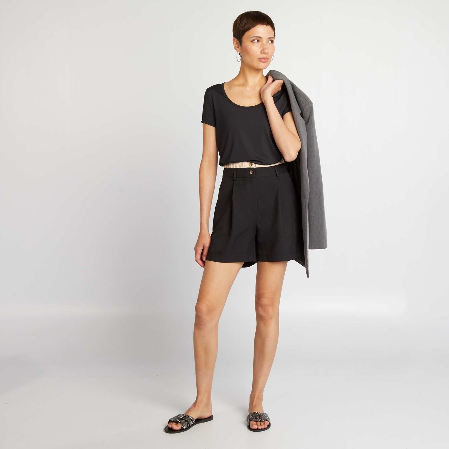 High-waisted underwear-effect shorts BLACK
