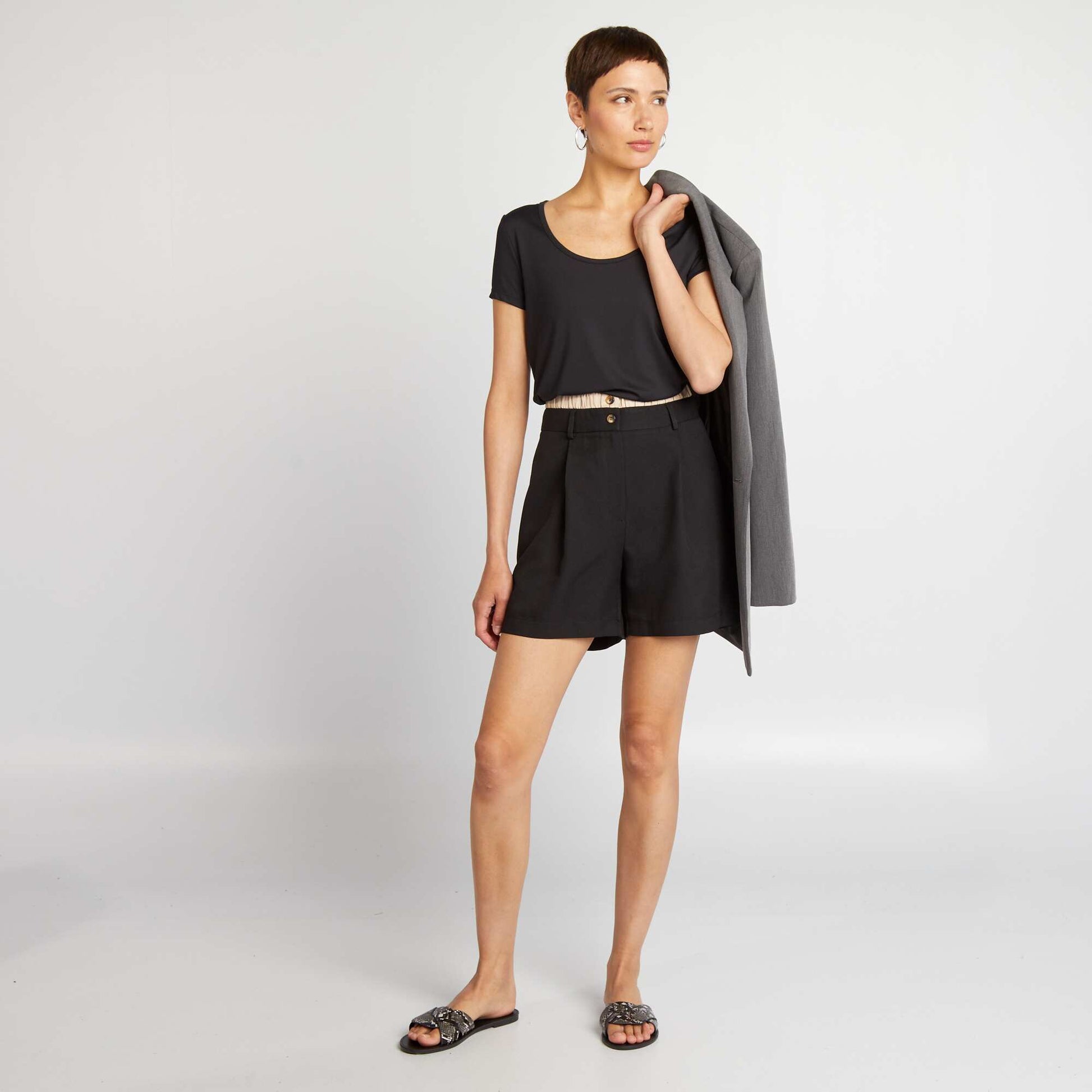 High-waisted underwear-effect shorts BLACK