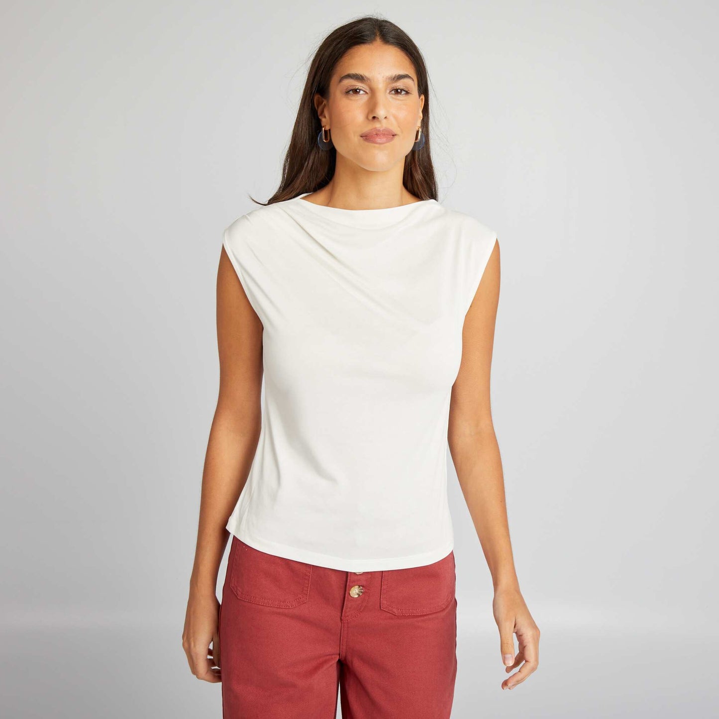 Sleeveless top with pleated shoulders WHITE