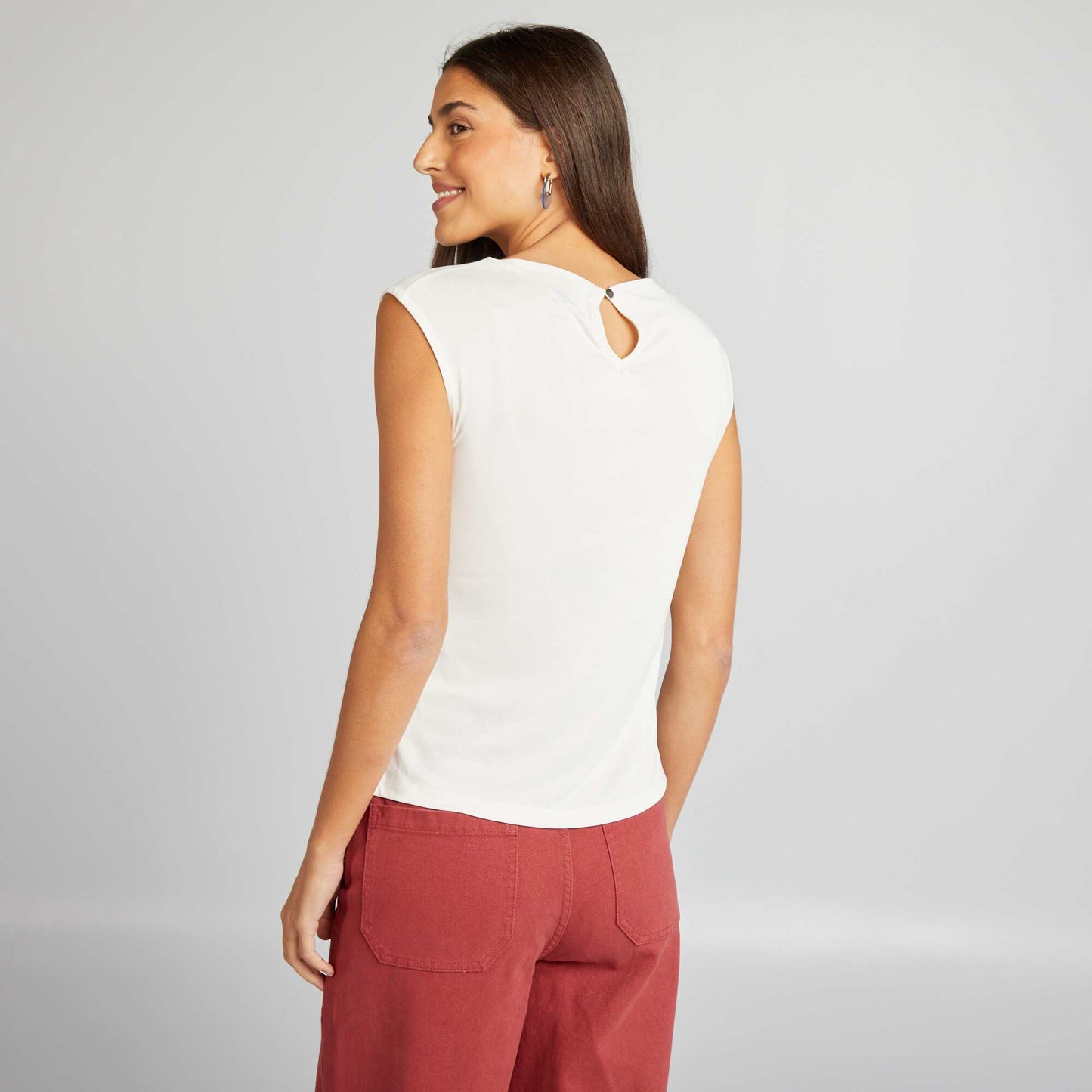 Sleeveless top with pleated shoulders WHITE