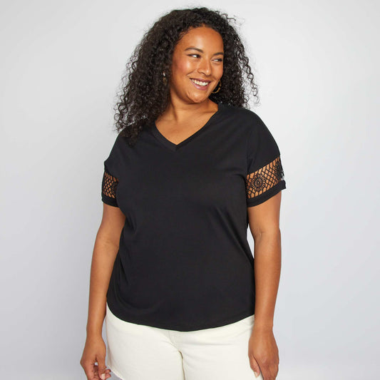 Macramé short-sleeved T-shirt black