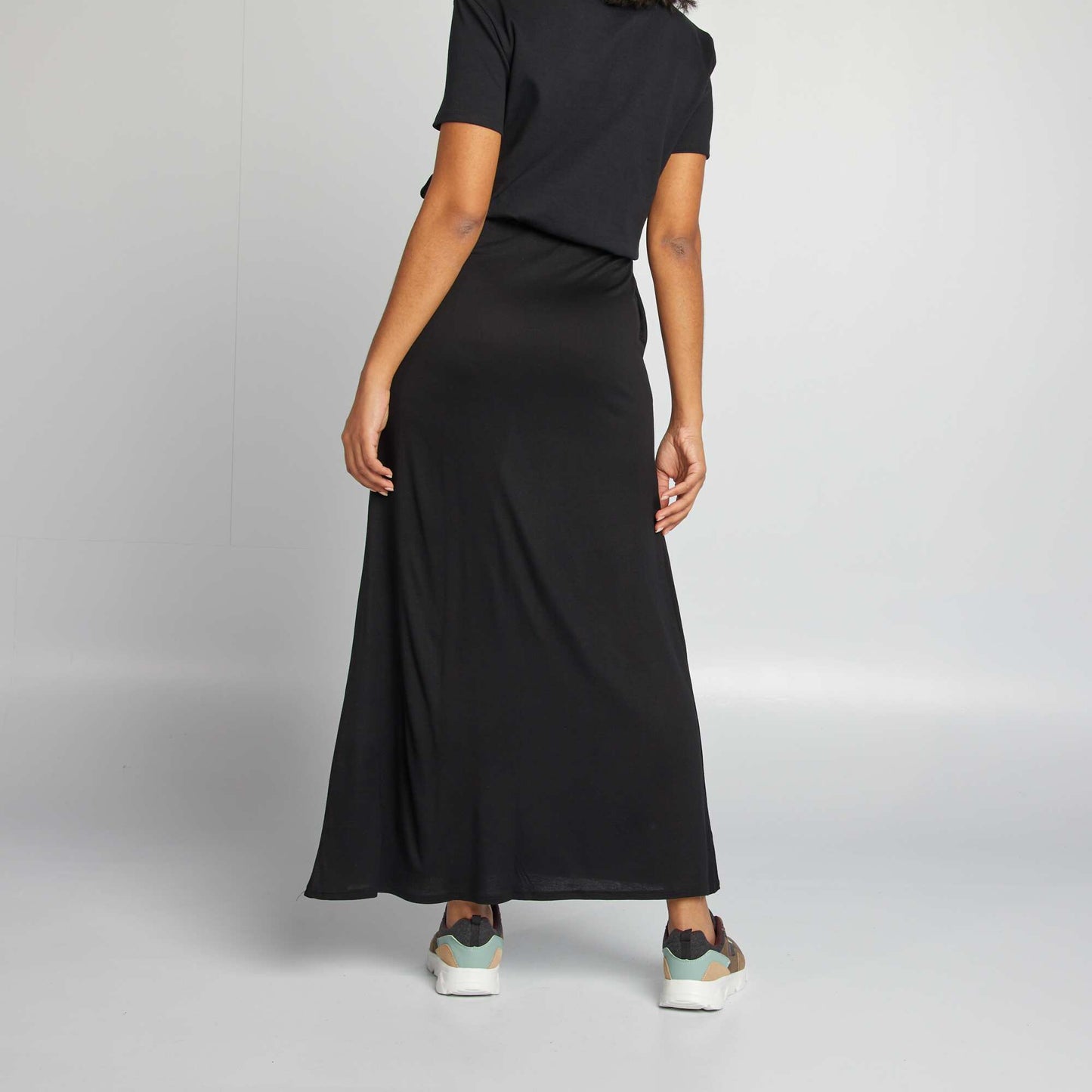 Lightweight long skirt BLACK