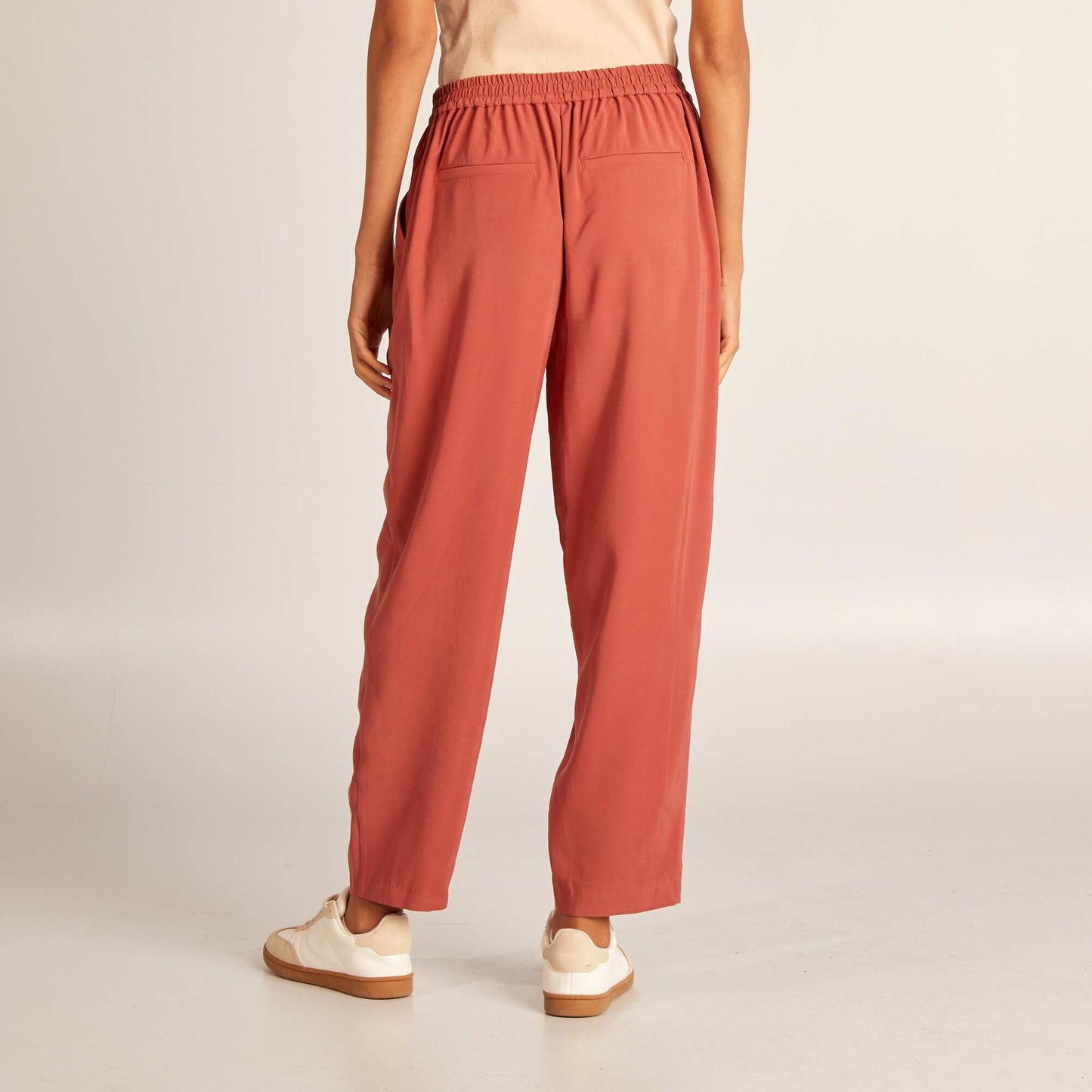 Plain straight-leg trousers RED