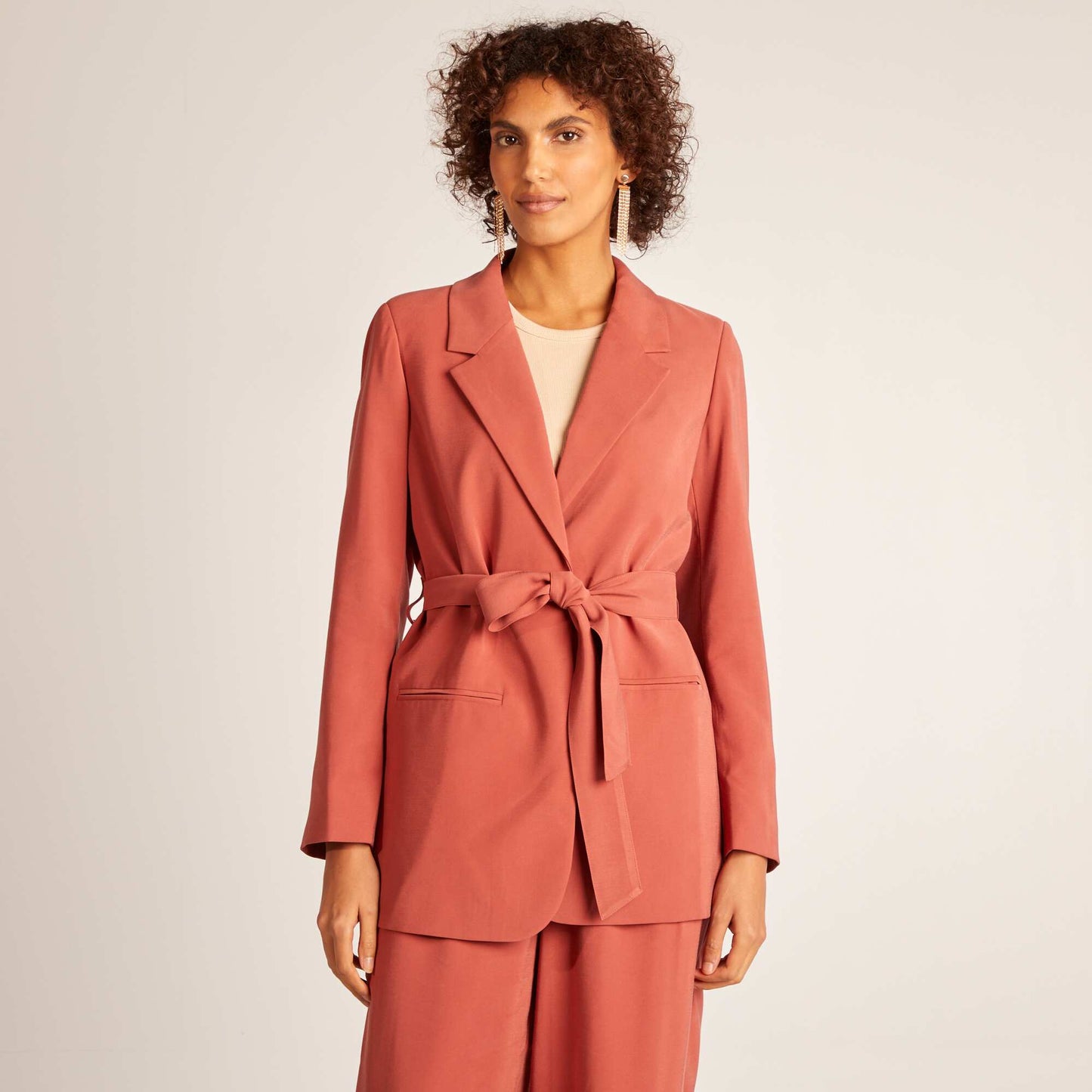 Tailored jacket with tie belt RED