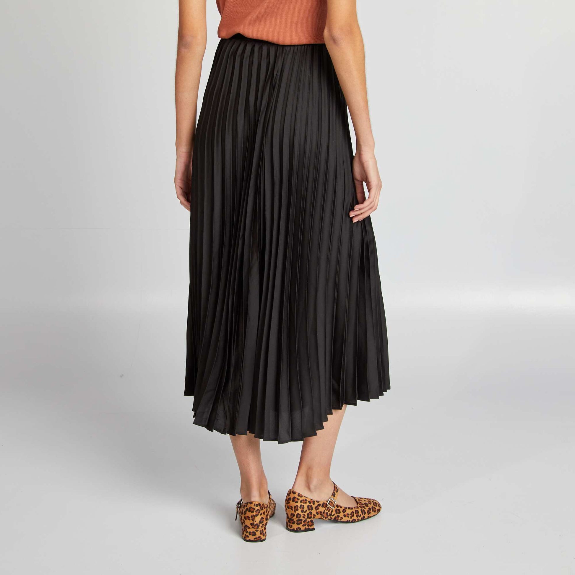 Pleated midi skirt BLACK