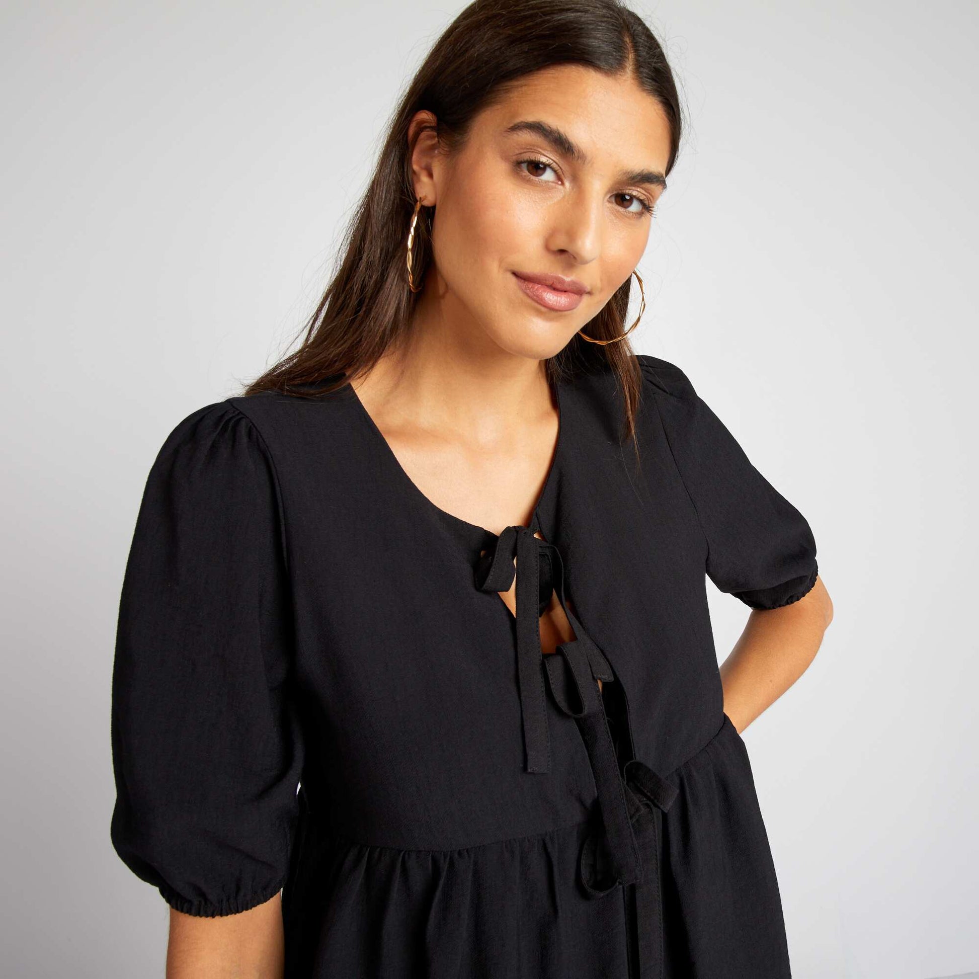 Billowy cropped blouse with bows BLACK