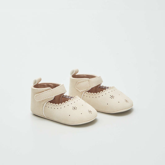 Mary Janes with decorative perforations BEIGE