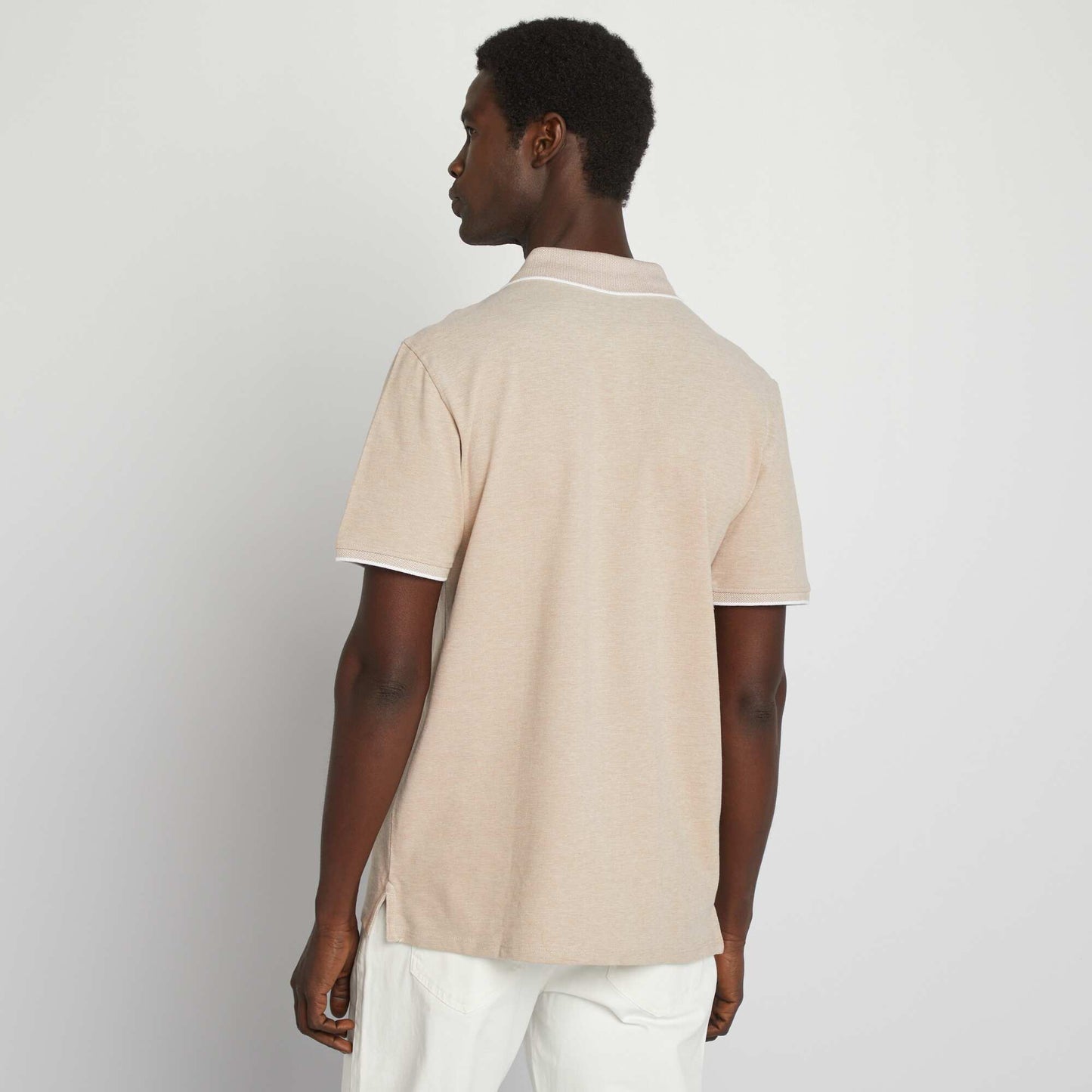 تيشرت بولو قطن بيكيه أبيض