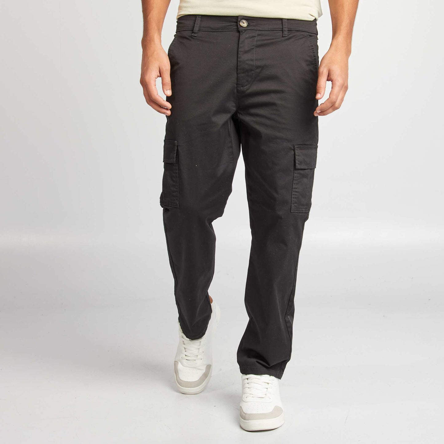 Straight-cut multi-pocket trousers BLACK