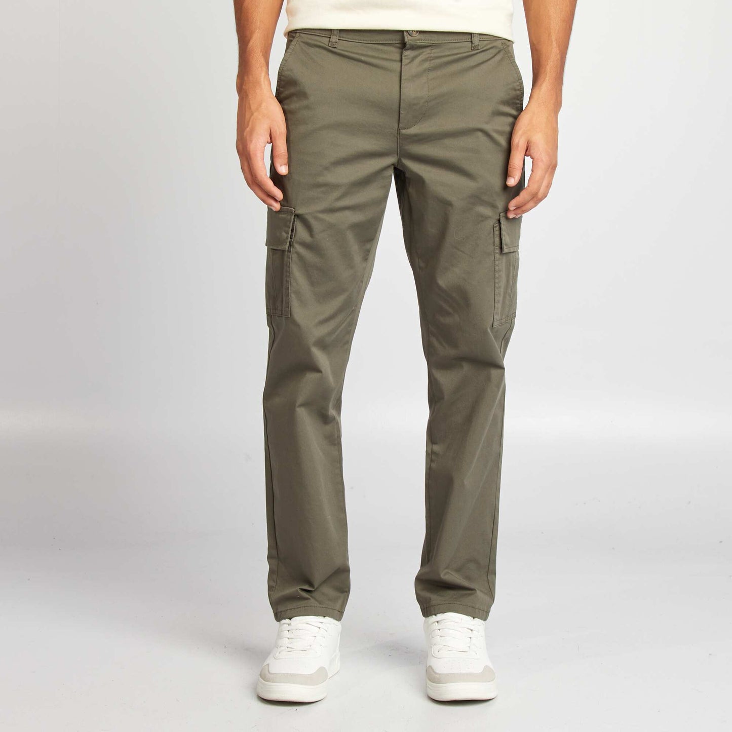 Straight-cut multi-pocket trousers KHAKI