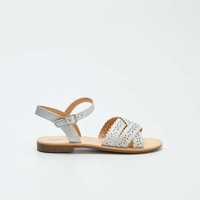 صندل بأشرطة مخرمة رمادي