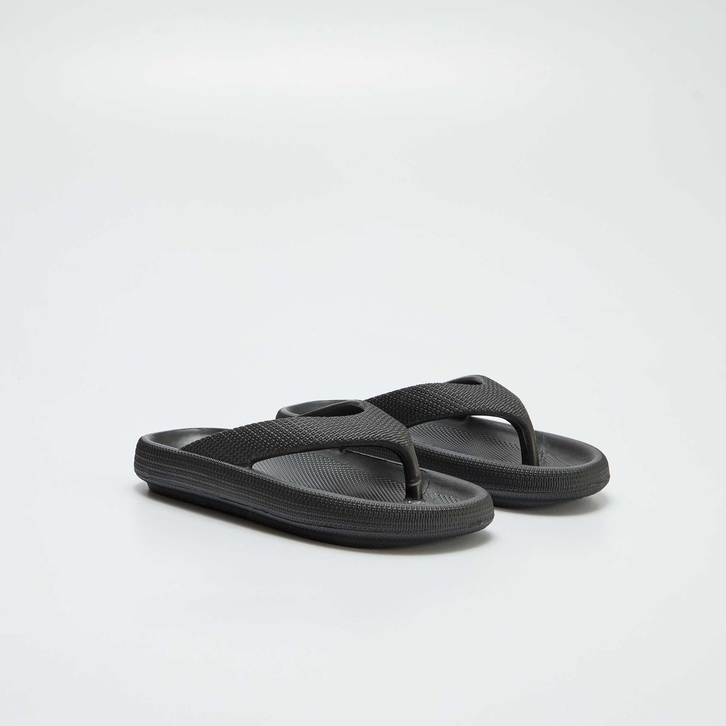 Flip flops with chunky soles BLACK