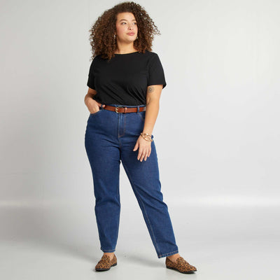 تي شيرت محبوك بأكمام قصيرة من الجيرسيه باللون الأسود