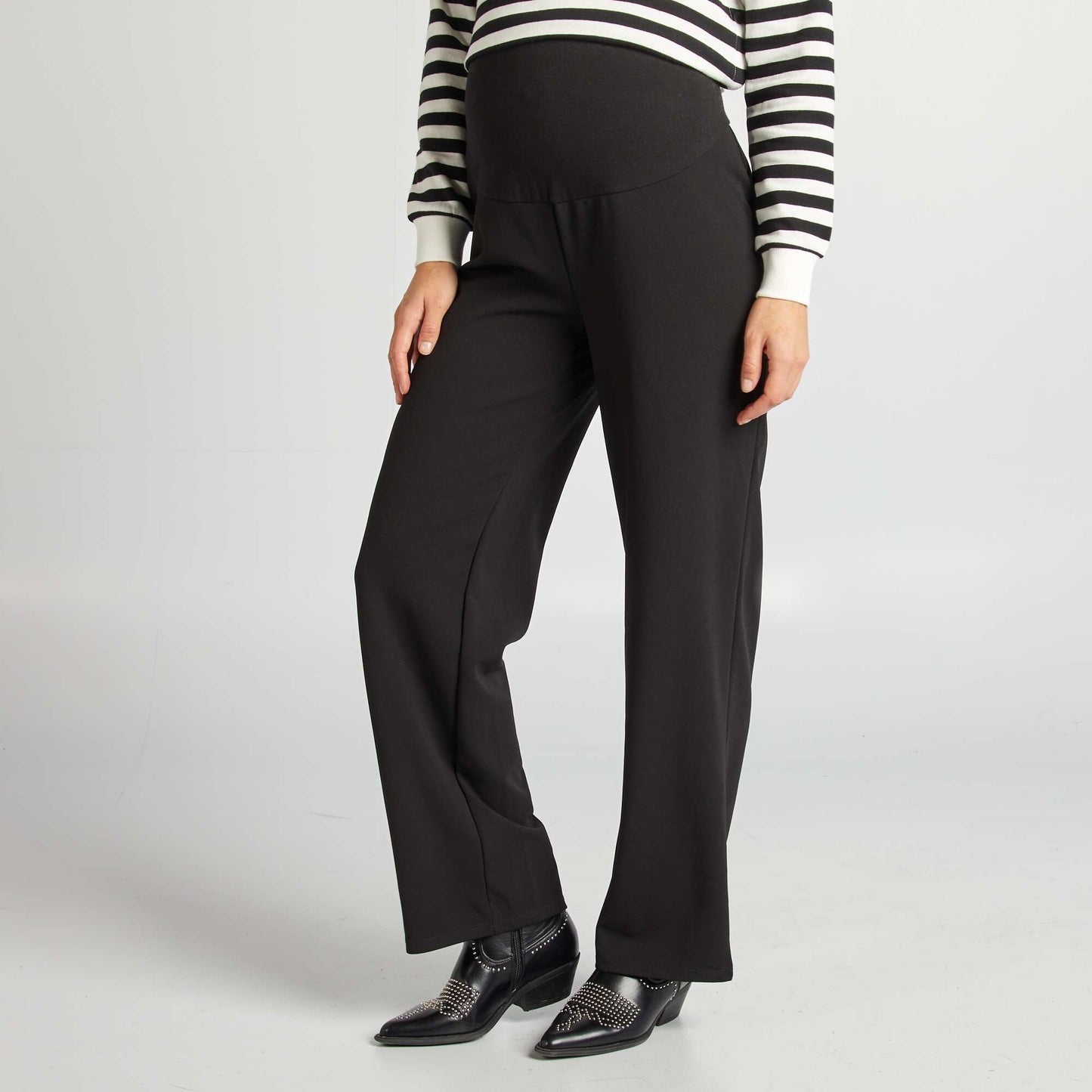 Boot-cut maternity trousers black