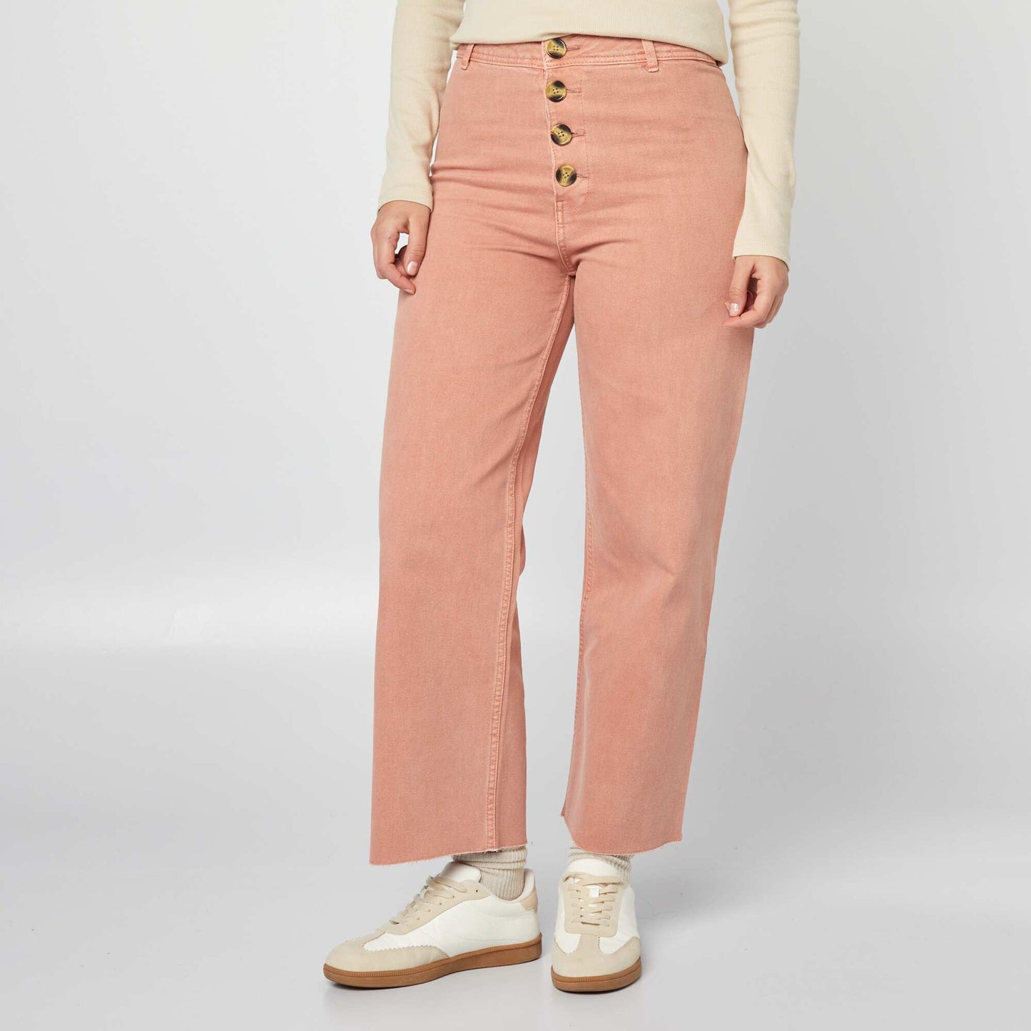 Wide-leg jeans with stylish button fastening PINK