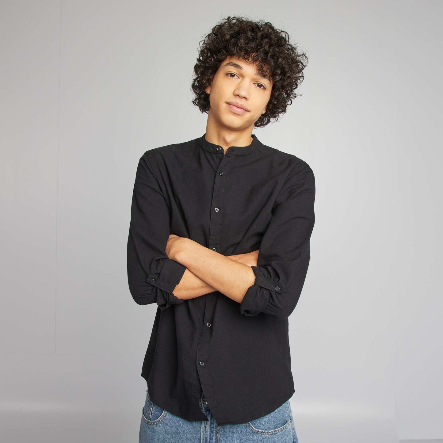 Plain shirt with Henley collar BLACK