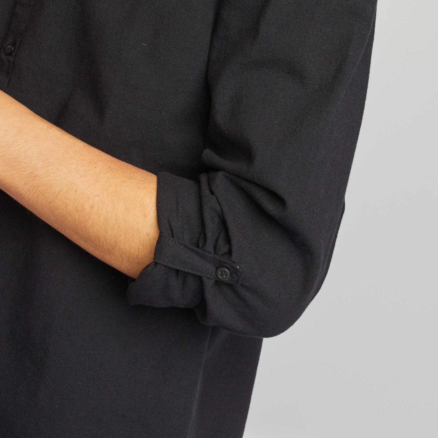 Plain shirt with Henley collar BLACK