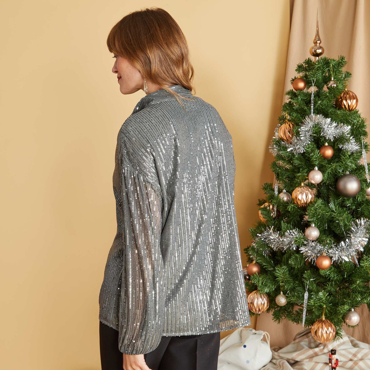 Mesh shirt with sequins GREY