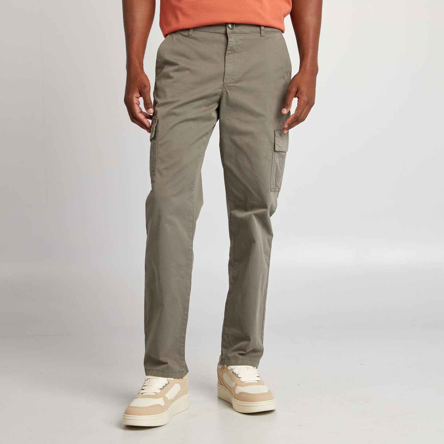 Regular-fit multi-pocket trousers KHAKI