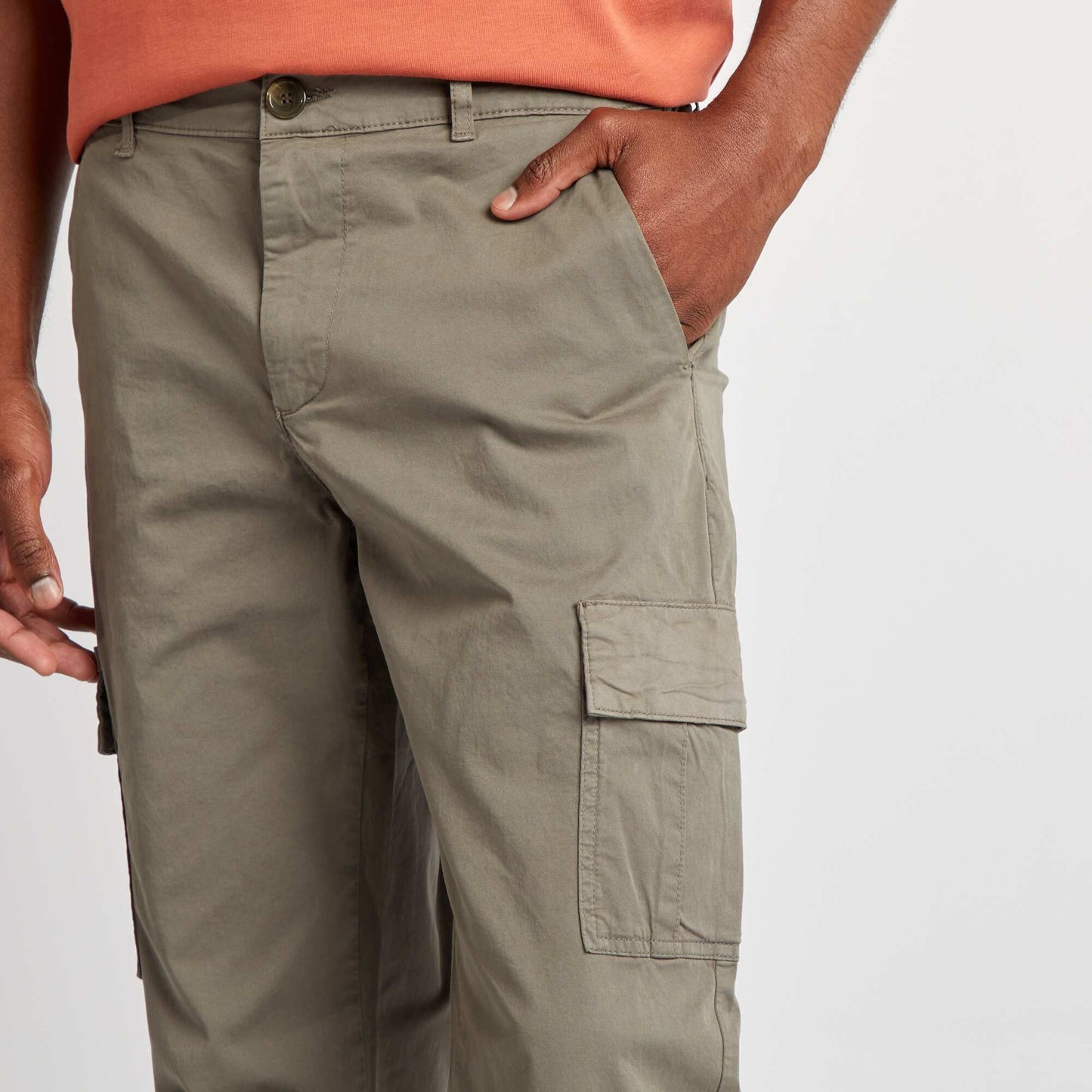 Regular-fit multi-pocket trousers KHAKI